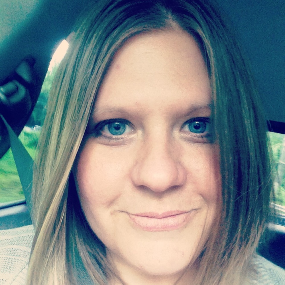 Meet your Posher, Cynthia